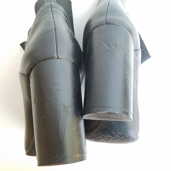 NINE WEST Black leather heeled bootie for women size 8 - Picture 12 of 13